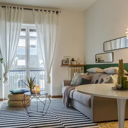Apartamento Hintown Night Out House Milão