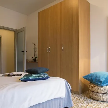 Apartamento Hintown Night Out House *