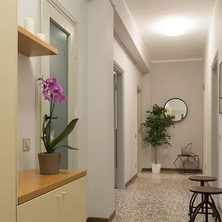 Apartamento Hintown Night Out House