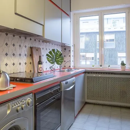 Hintown Night Out House Apartamento Milão
