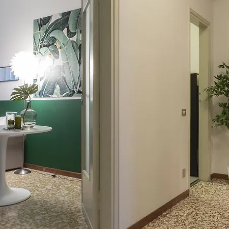 Apartamento Hintown Night Out House