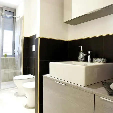 Apartamento Hintown Night Out House Milão
